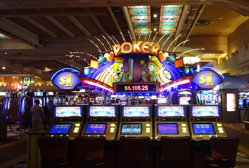 play Slot Machines